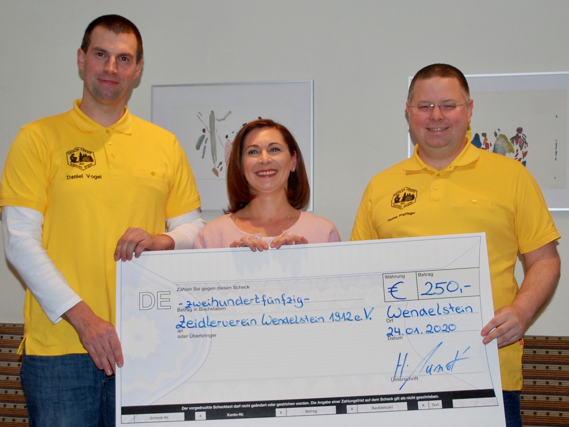 FIN-DSC_0292.jpg LVM-Spendenübergabe